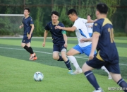 B体育体育登录入口-包含足球比拼独特魅力，球场上演精彩对决的词条