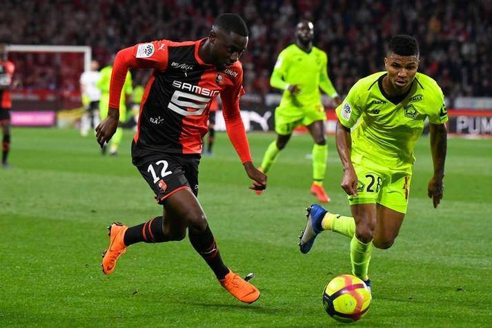 关于尼斯在主场战平对手，暂时停滞不前的信息