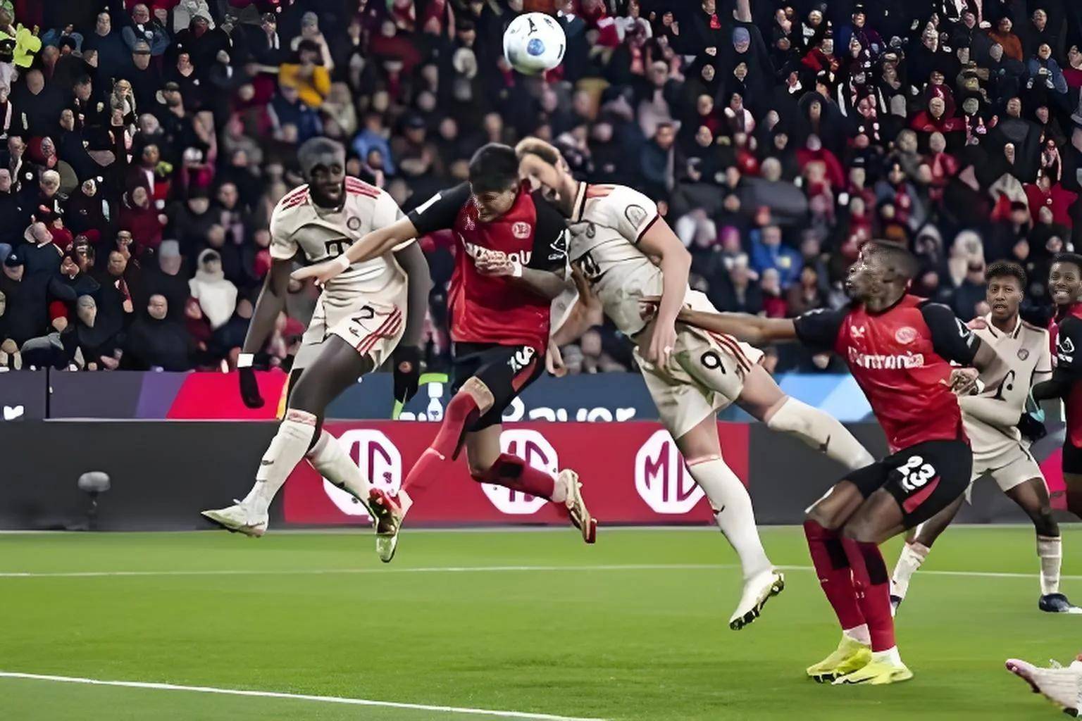 替补球员在比赛中绝杀,成为全场焦点 替补球员在比赛中绝杀,成为全场焦点