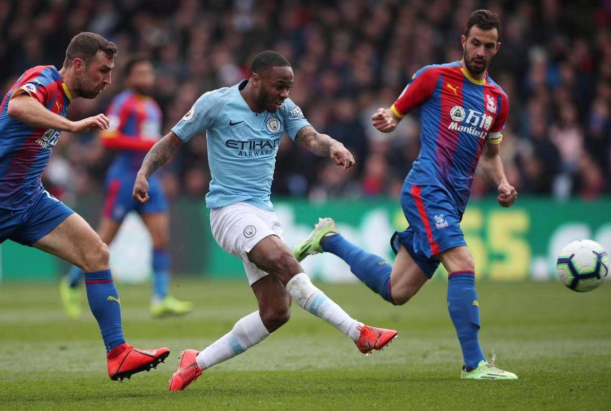 曼城主场大胜水晶宫,保持不败纪录 曼城主场大胜水晶宫,保持不败纪录