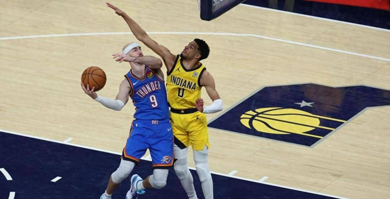 包含步行者防线失误频频，影响球队连胜势头的词条