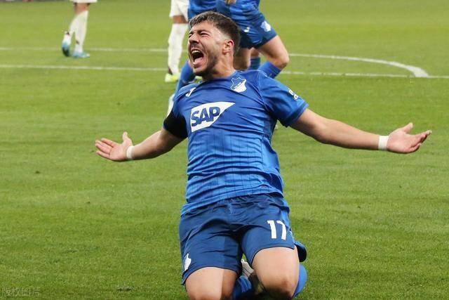 霍芬海姆主场横扫弗赖堡,豪取胜利 霍芬海姆主场横扫弗赖堡,豪取胜利