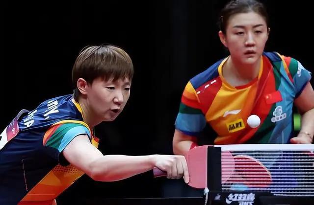 乒乓球团体赛：中国队零封对手