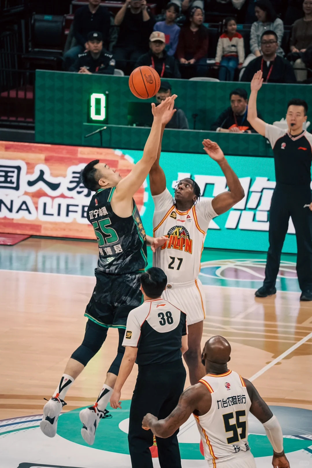 天津男篮不敌吉林,遭遇两连败 天津男篮不敌吉林,遭遇两连败