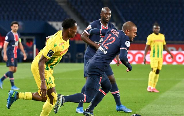 包含南特遭遇逆转失利,联赛排名下滑的词条 包含南特遭遇逆转失利,联赛排名下滑的词条