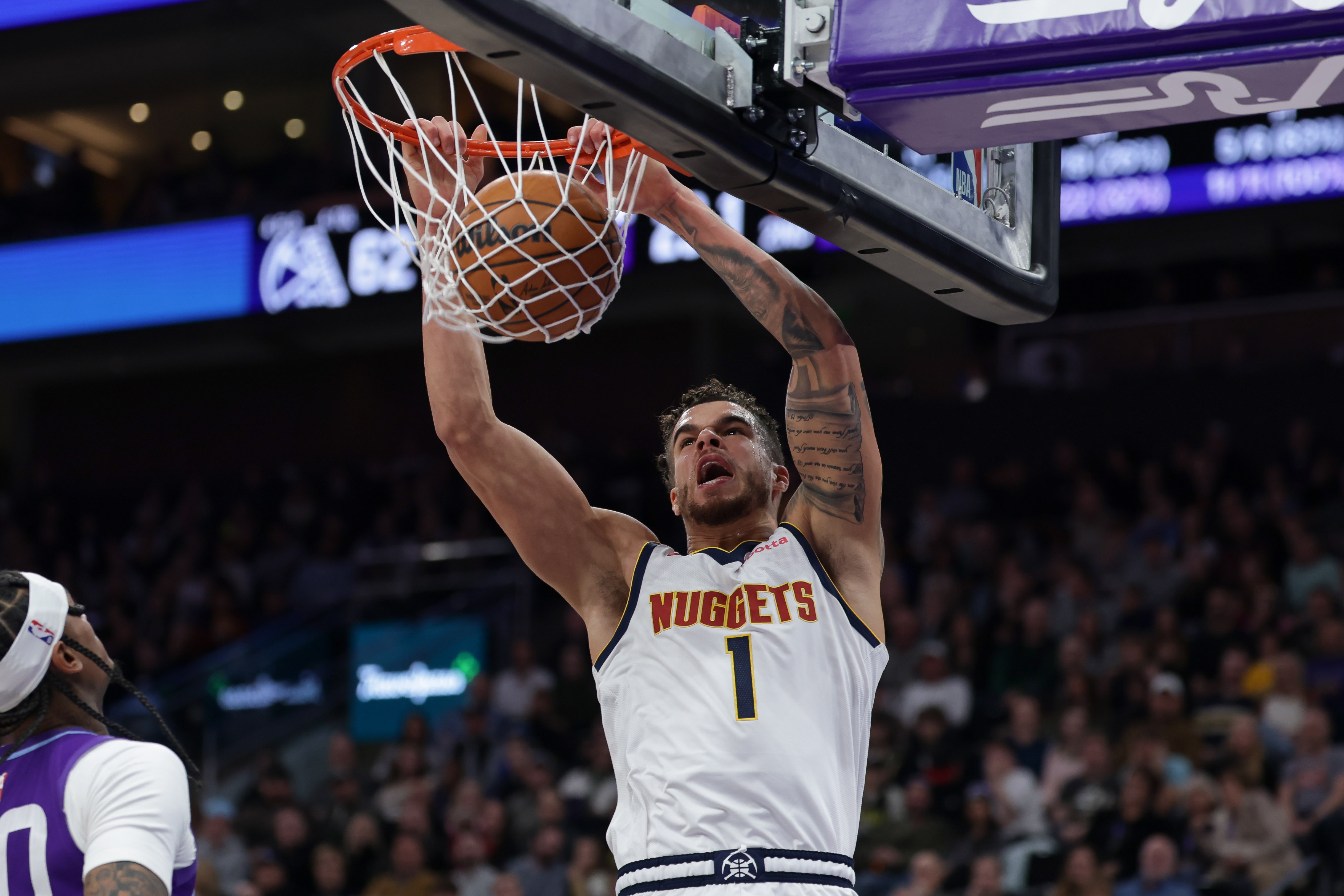 猛龙客场击败掘金，取得三连胜的简单介绍