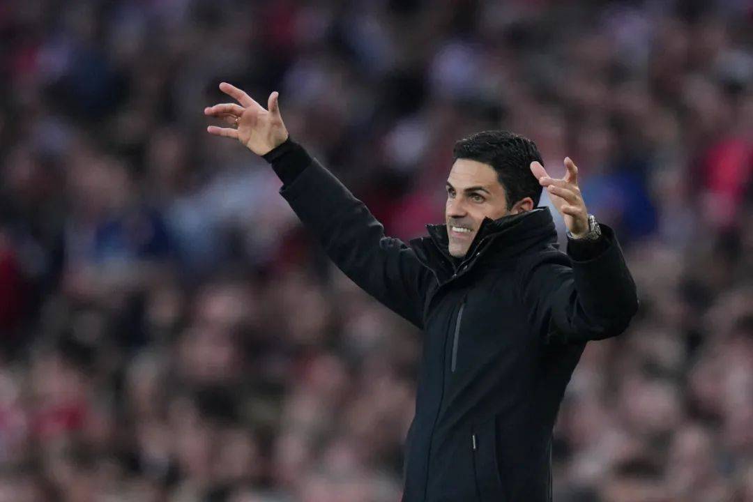 西班牙选手在比赛中表现出实力得到教练认可